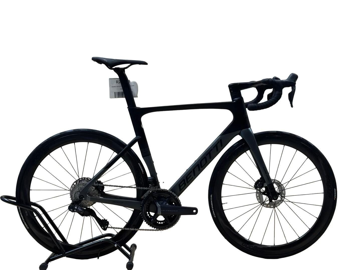 Benotti Fuoco Aero Disc Carbon Racefiets Shimano Ultegra Di2 2022