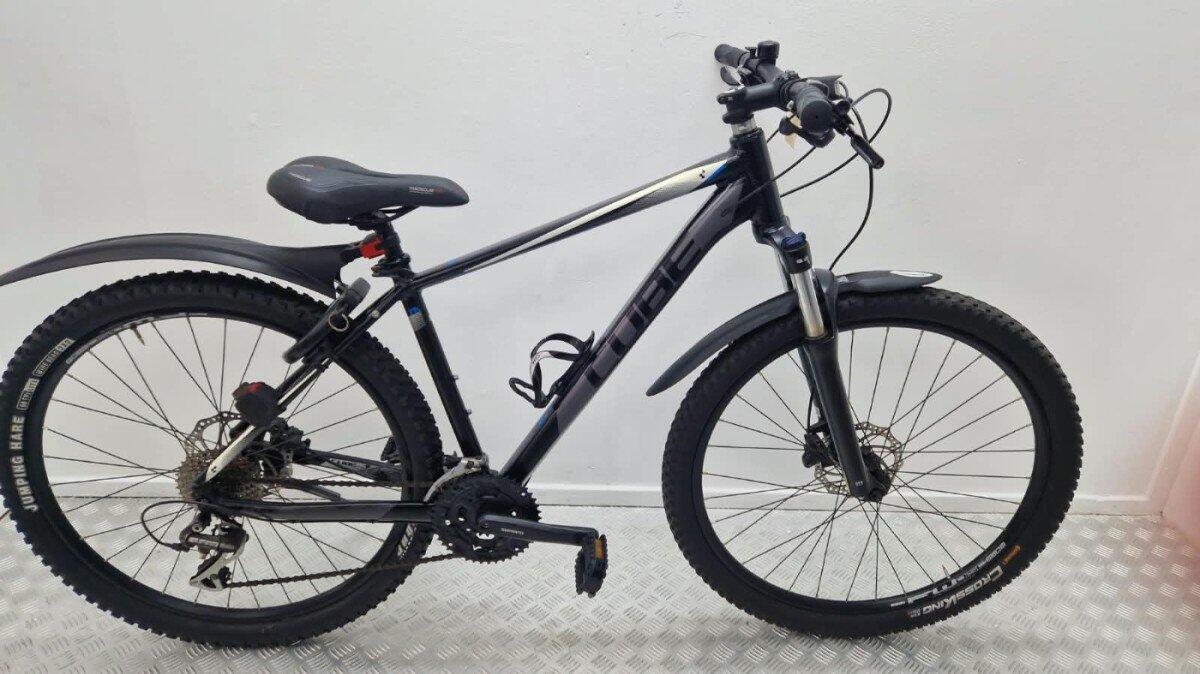 Cube Aim| Gebruikt | 3 maanden garantie | 27.5 inch |, black
