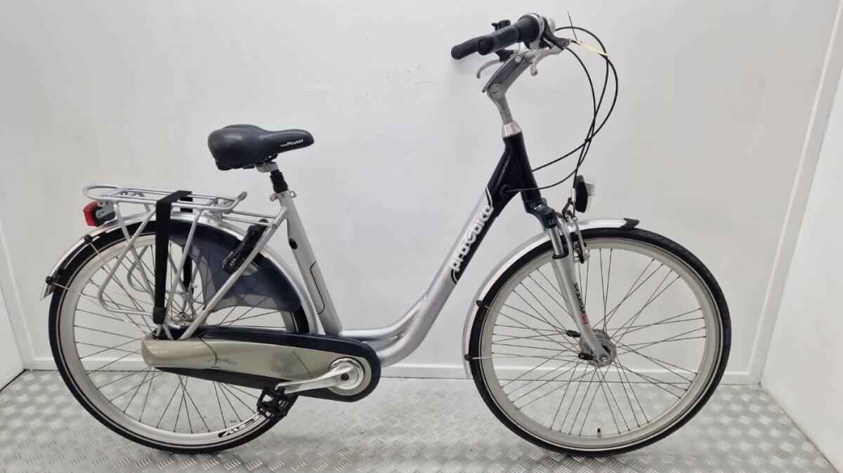 CR8 | Gebruikt | 3 maanden garantie | 28 inch, grey/metal