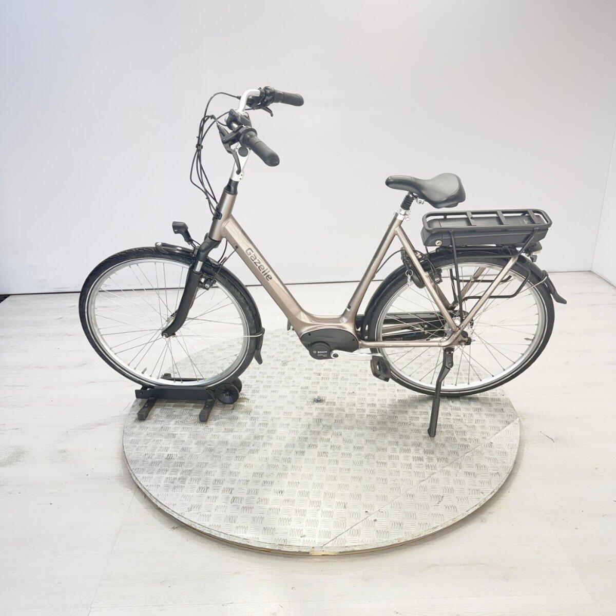 Gazelle Orange | 12015KM | 400Wh 400Wh (3)