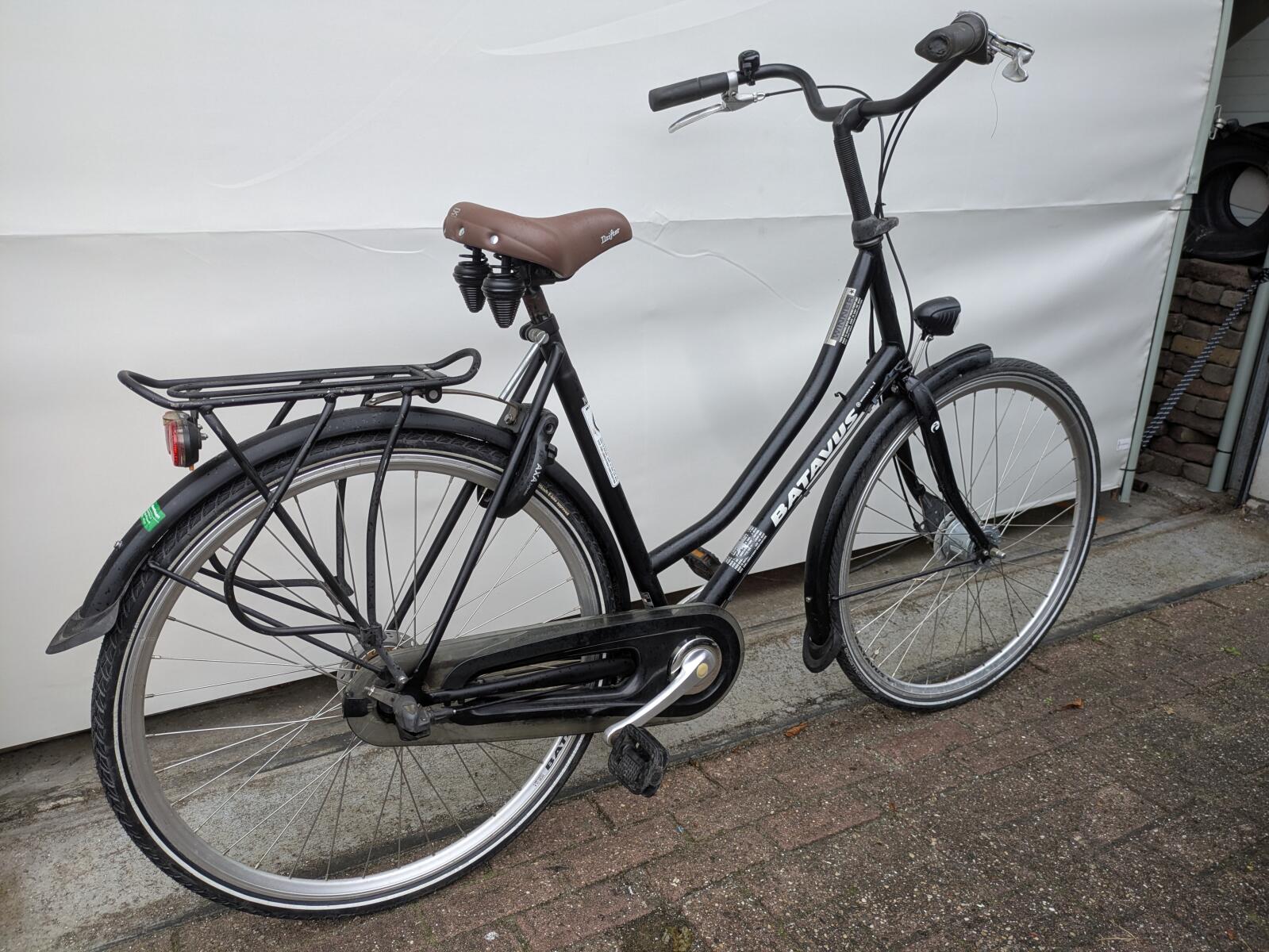 28 inch Batavus Winner met 3 versnellingen en een naafdynamo. (3)