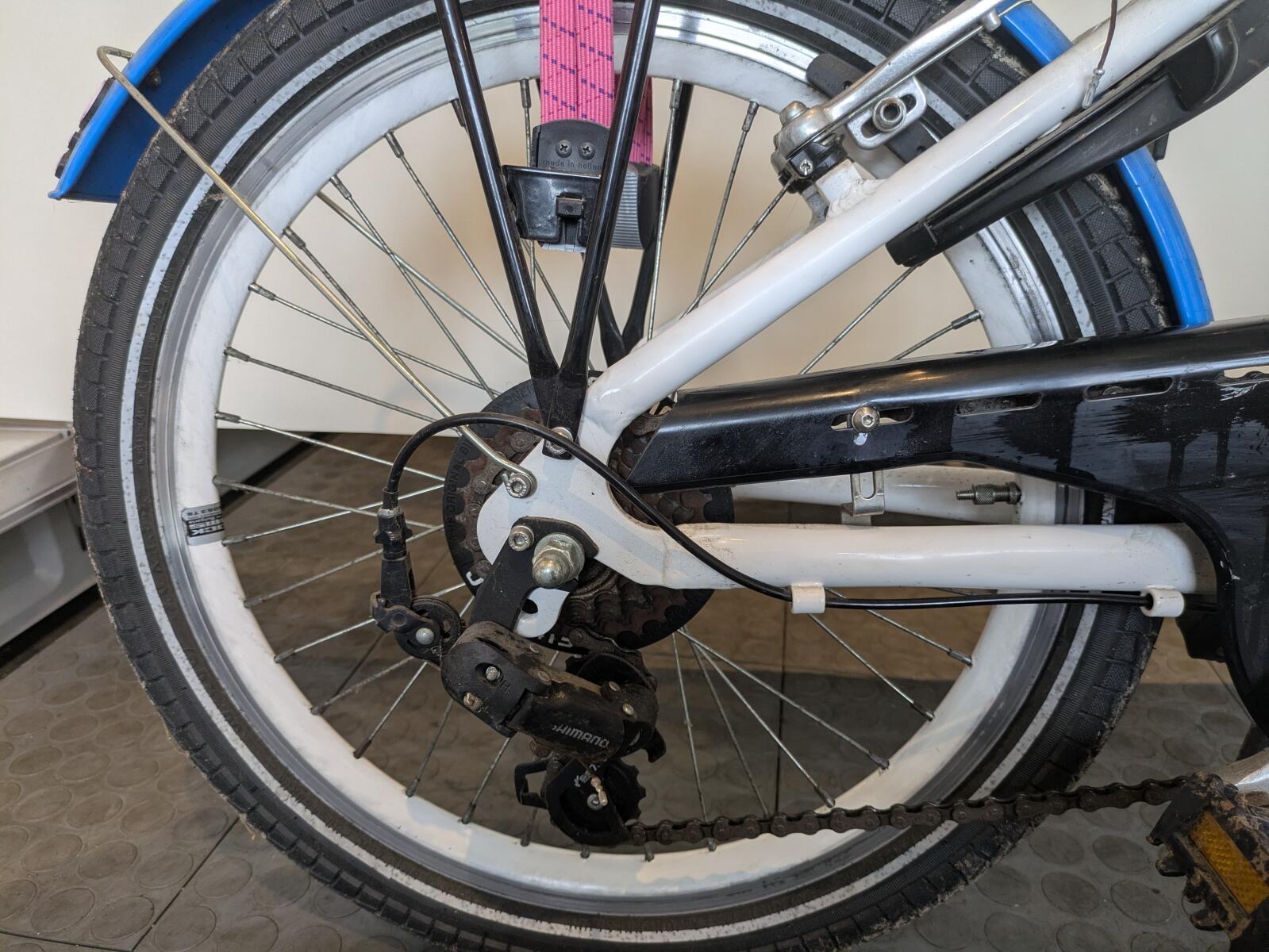 20 inch K3 met 7 versnellingen en handremmen. (3)