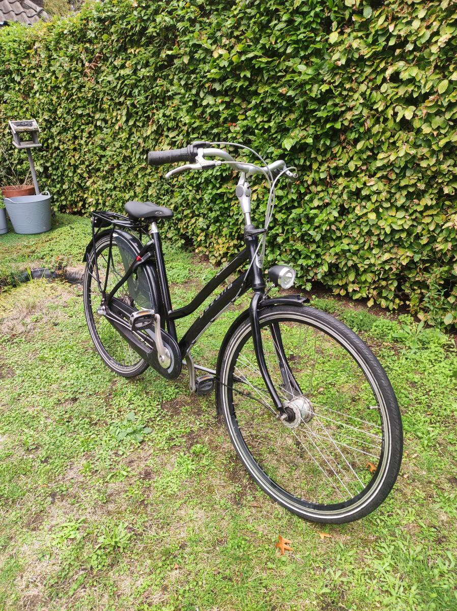 Ready for use Gazelle Xanta with 3 gears and rollerbrakes (4)