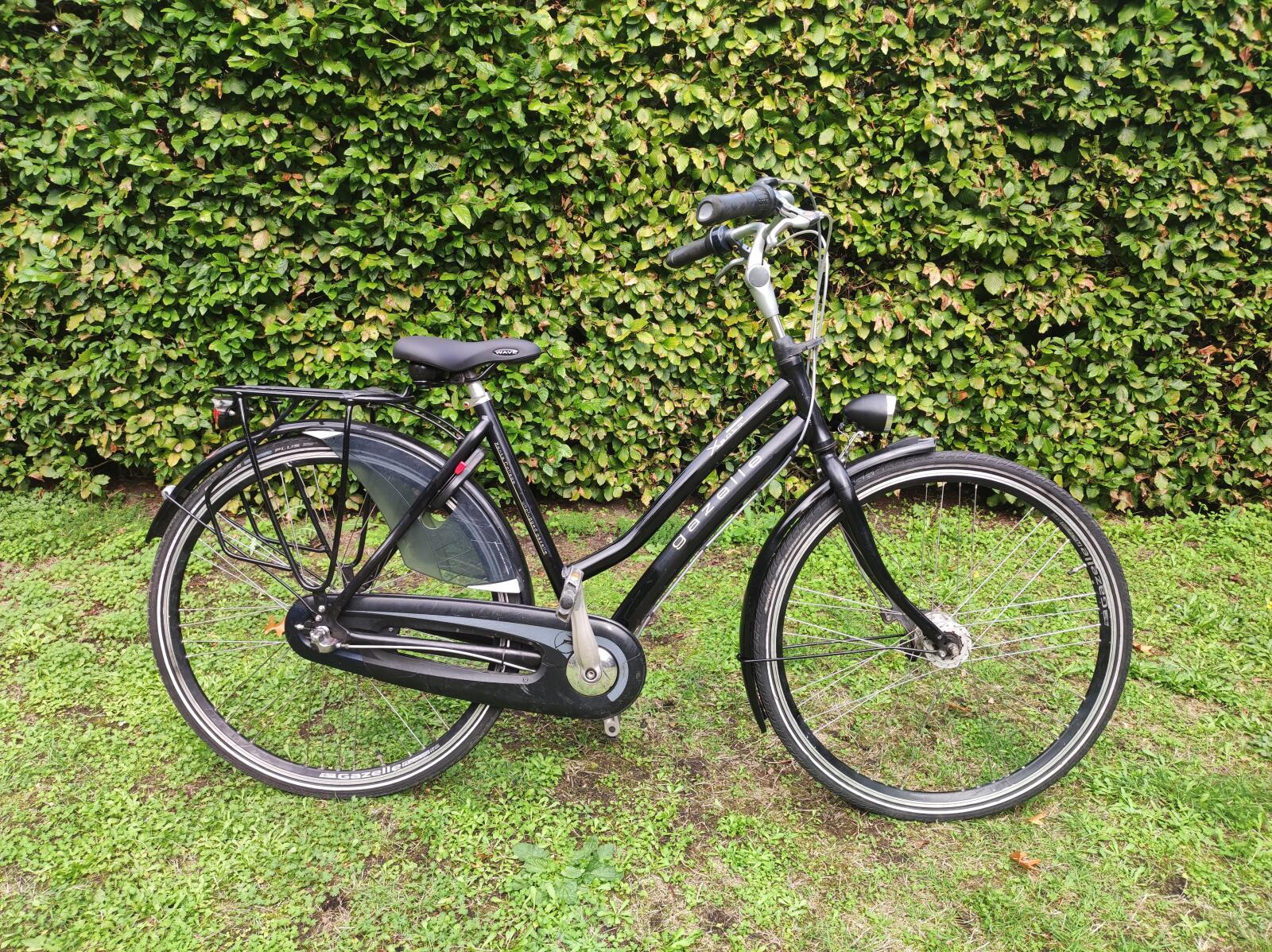 Ready for use Gazelle Xanta with 3 gears and rollerbrakes