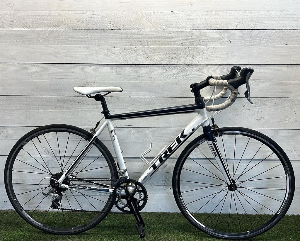 Trek city bike, white