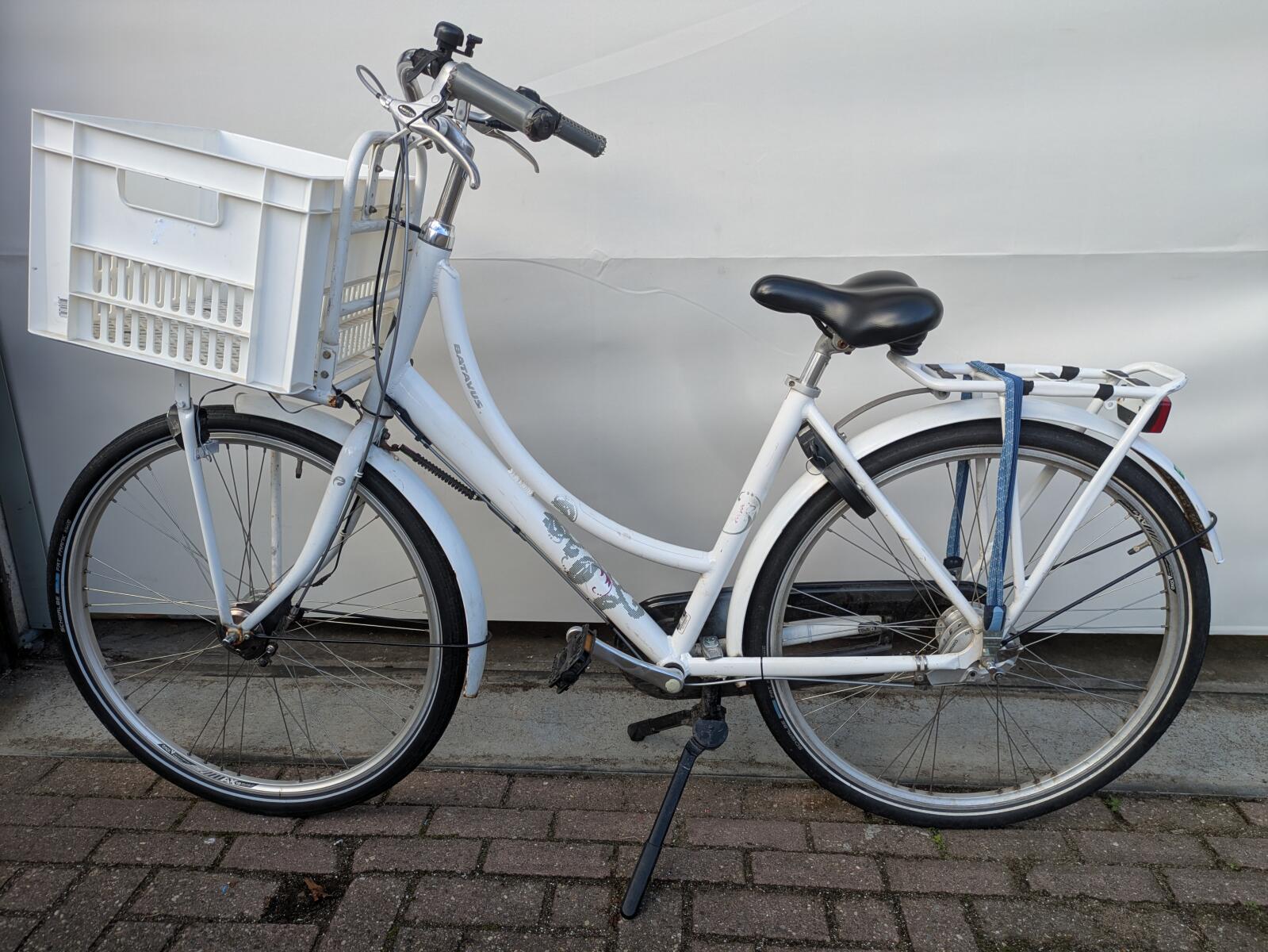 28 inch Batavus Diva met 7 versnellingen en een voordrager. (4)