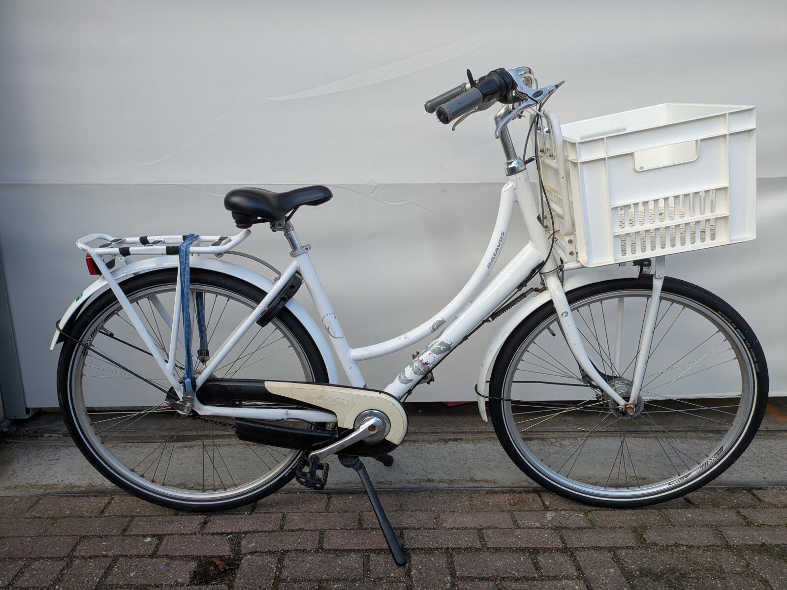 28 inch Batavus Diva met 7 versnellingen en een voordrager.