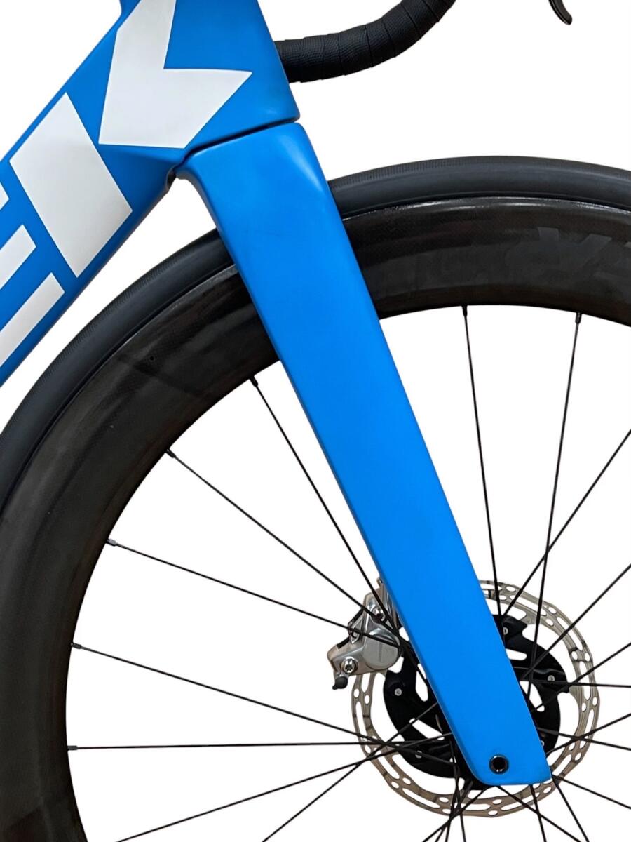 Blue Trek Madone SLR 9 Disc eTap P1 (5)