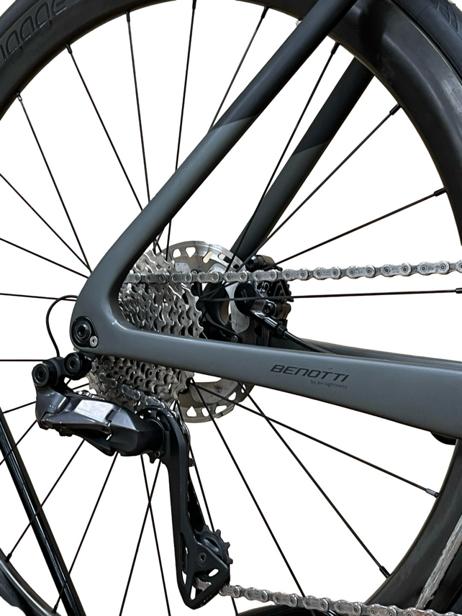 Benotti Fuoco Aero Disc Carbon Racefiets Shimano Ultegra Di2 (3)
