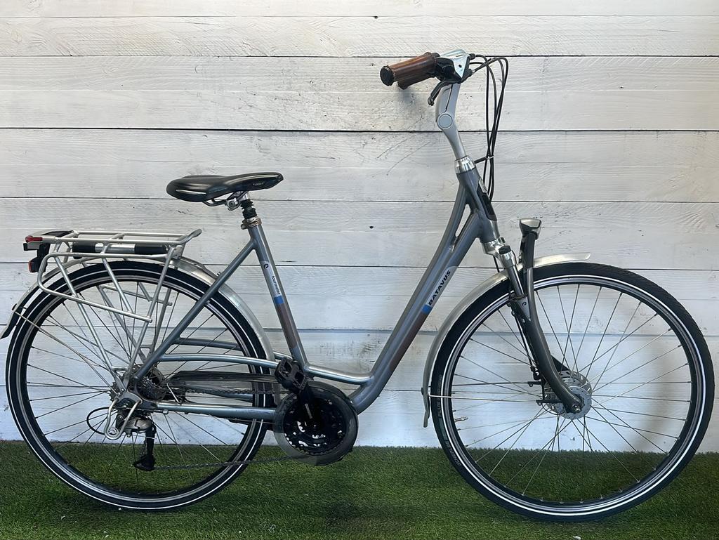Batavus city bike, grey/metal