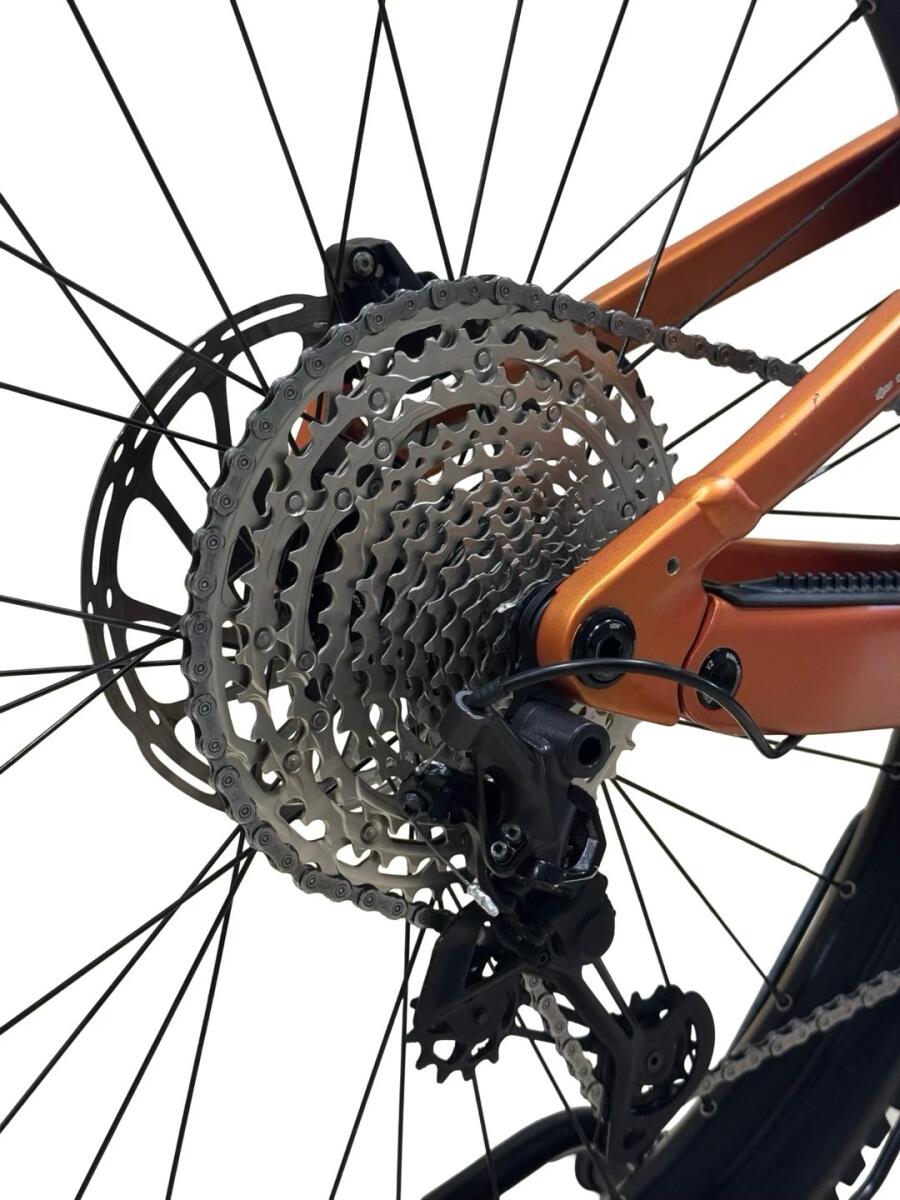 Black Scott Strike eRide 910 Evo (4)