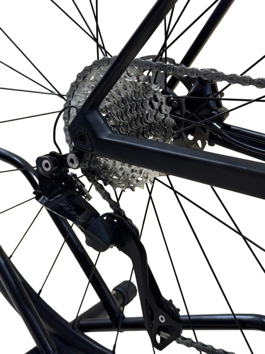 BMC Roadmachine FIVE Carbon Racefiets Shimano 105 Di2 2023 (3)