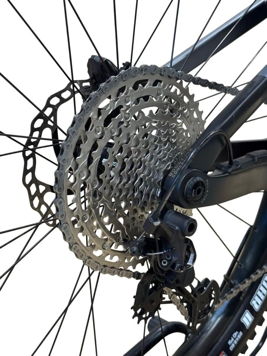 Orbea Rise M10 Carbon 29 inch E-Mountainbike Shimano XT 2023 (4)