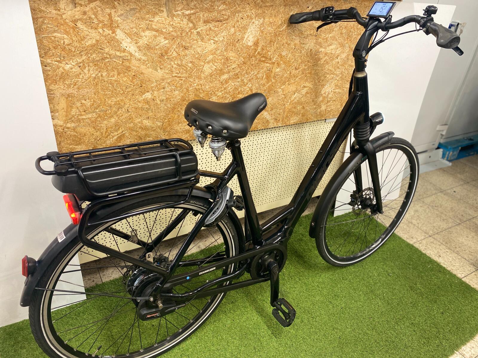 GIANT PRIME MIDDENMOTOR ELEKTRISCHE DAMESFIETS 55 CM 500WH (5)