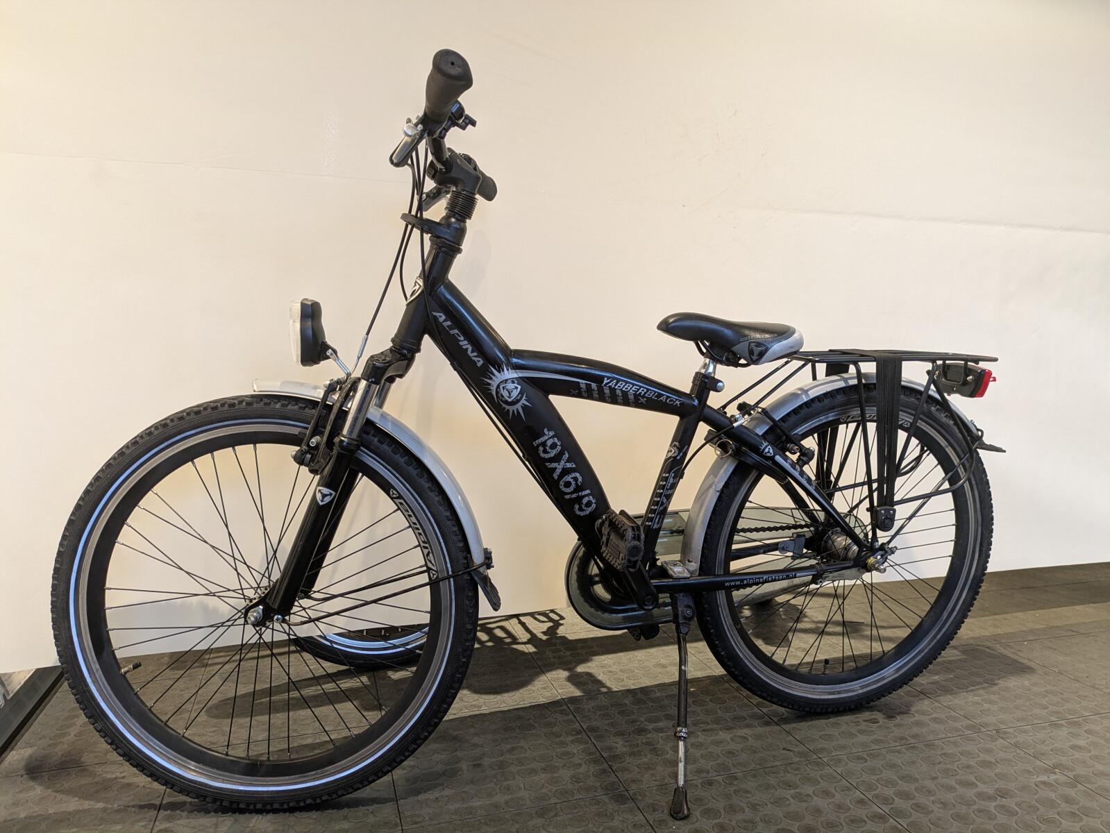 24 inch Alpina Yabber met 3 versnellingen. (4)