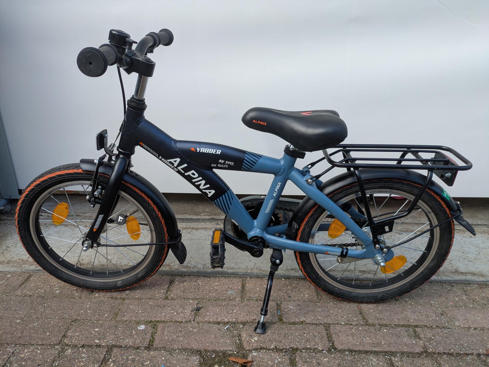 16 inch Alpina Yabber met 1 handrem en een terugtraprem. (3)