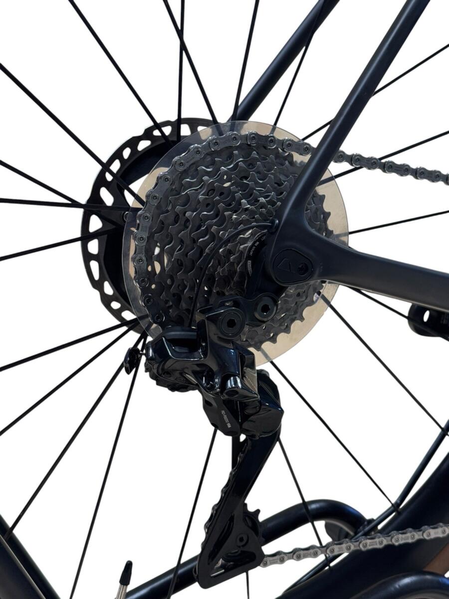 Canyon Endurace CF SLX 9 Di2 Carbon Racefiets Shimano 2024 (3)