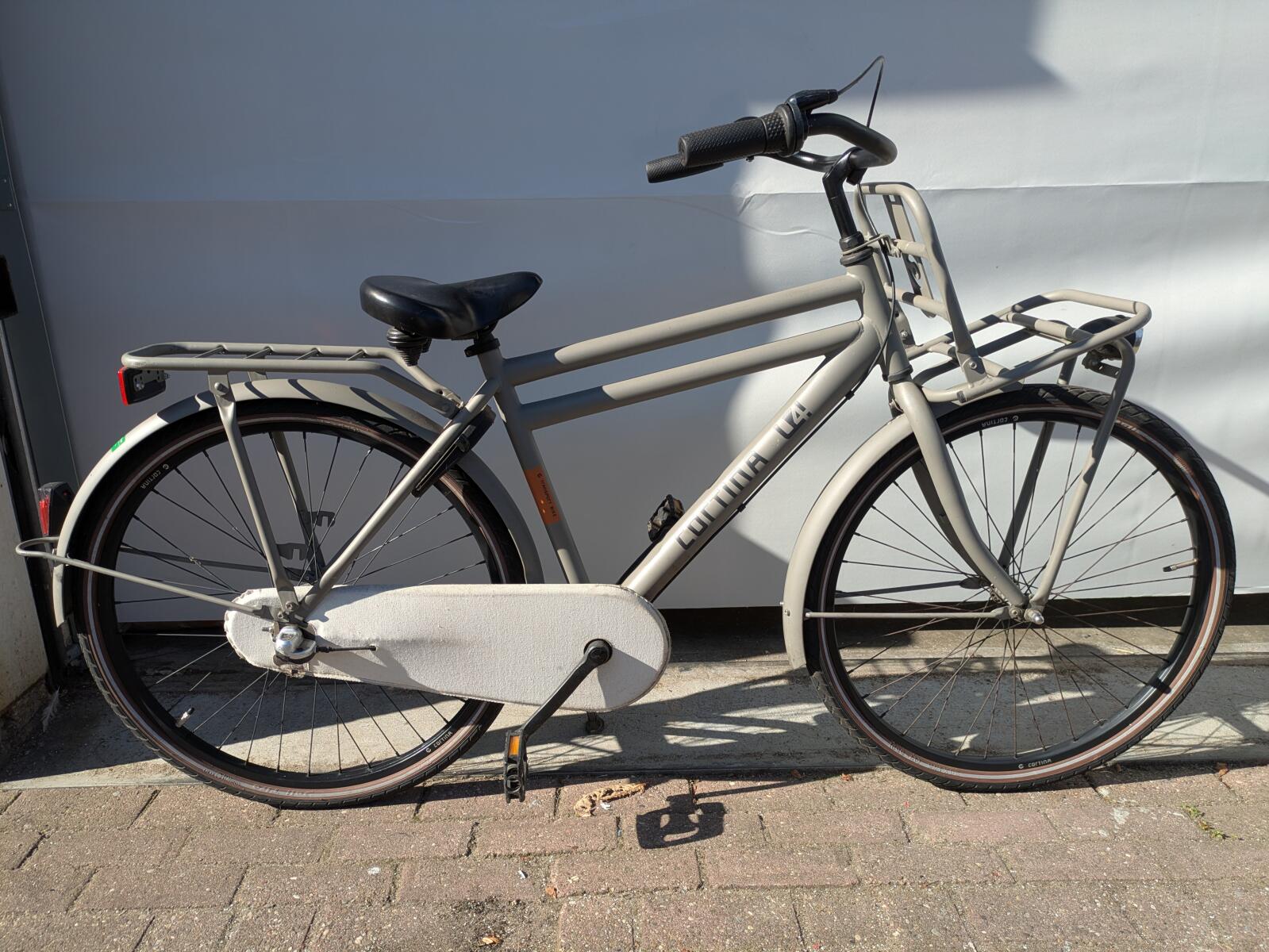 26 inch Cortina U4 Transport met 3 versnellingen.