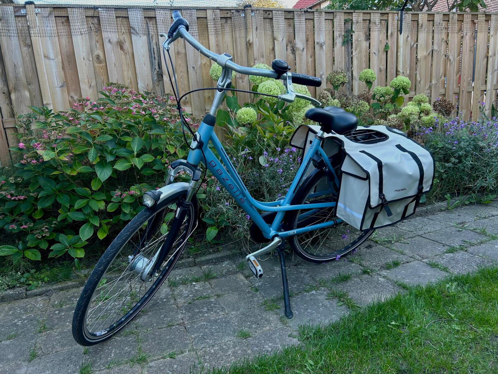 Blue Gazelle Paris (4)