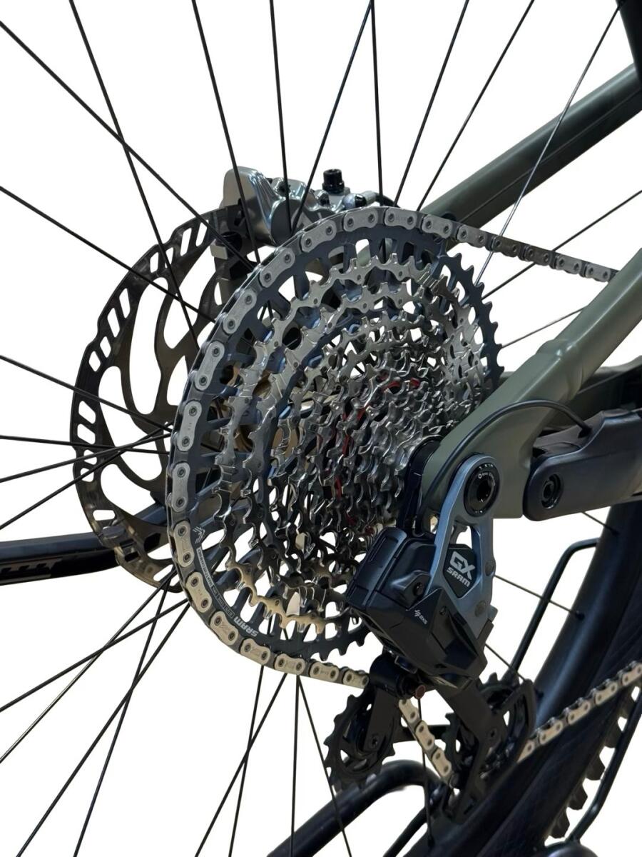 Cube Stereo Hybrid ONE44 HPC TM 800 Carbon 29 inch E-Mountainbike Sram GX  AXS 2025 (4)