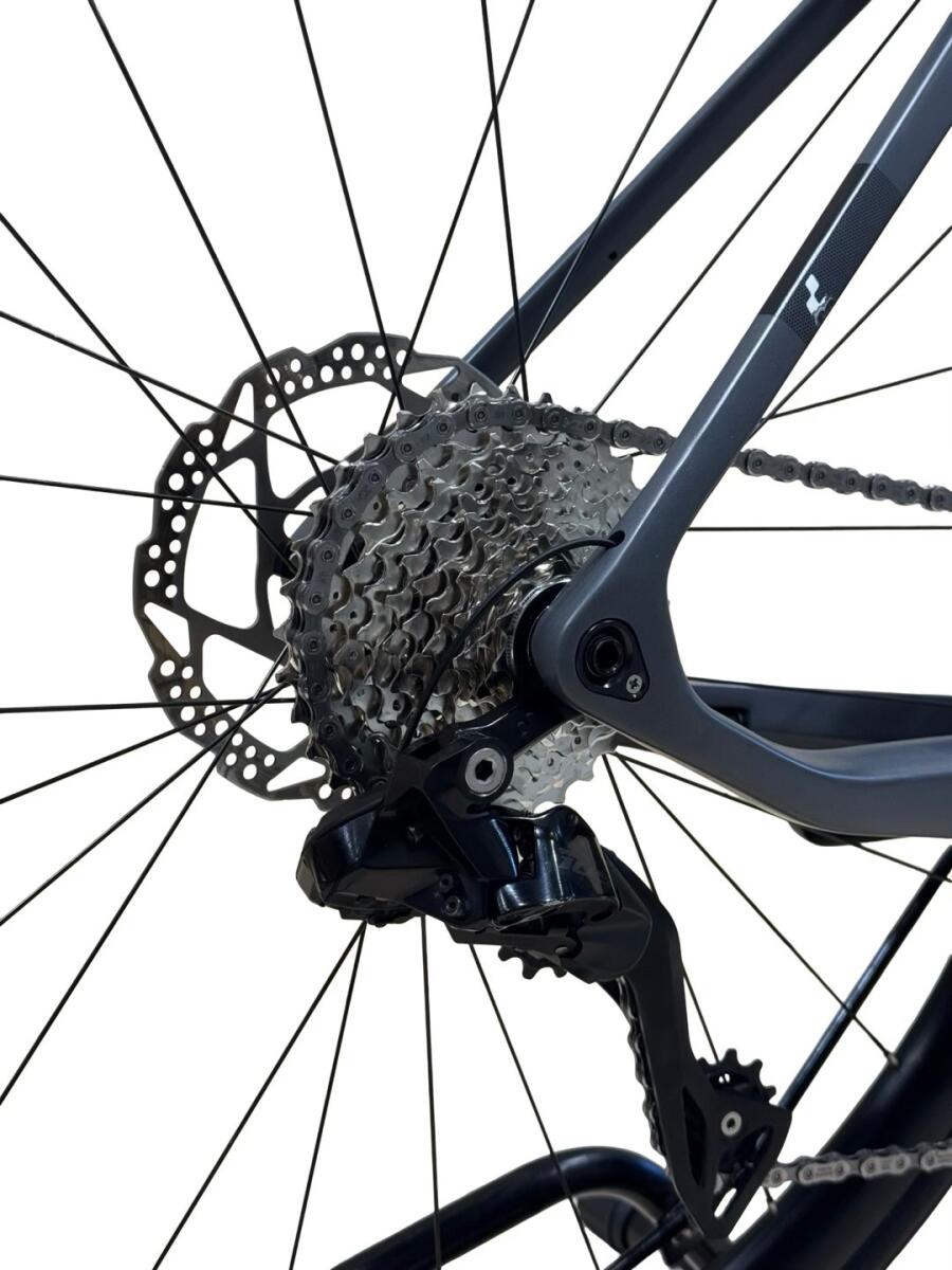 Cube Agree C:62 Carbon Racefiets Shimano 105 Di2 2024 (4)