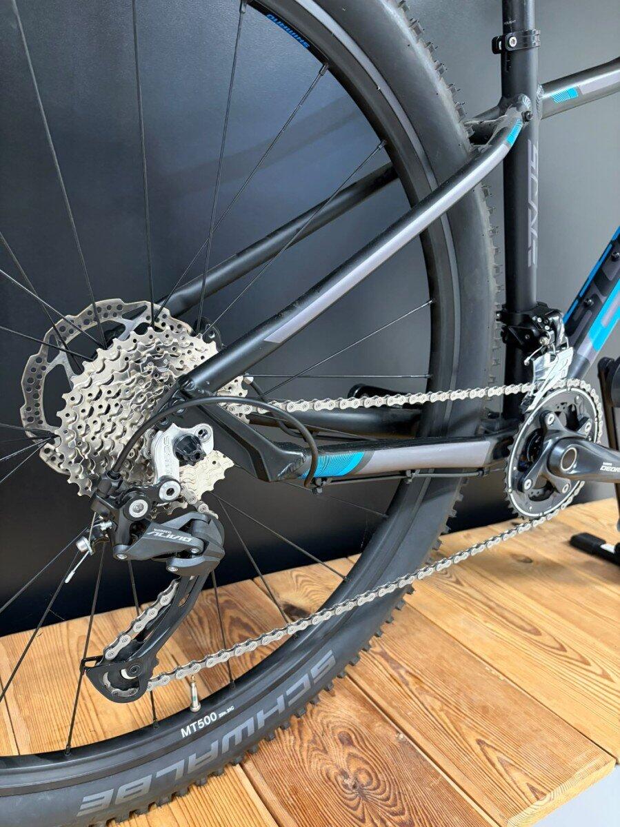 Scott Scale 910, black (3)