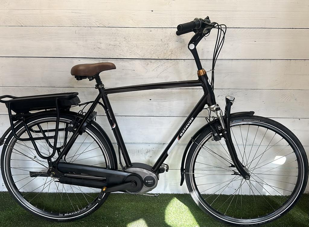 Batavus electric city bike 400Wh, black