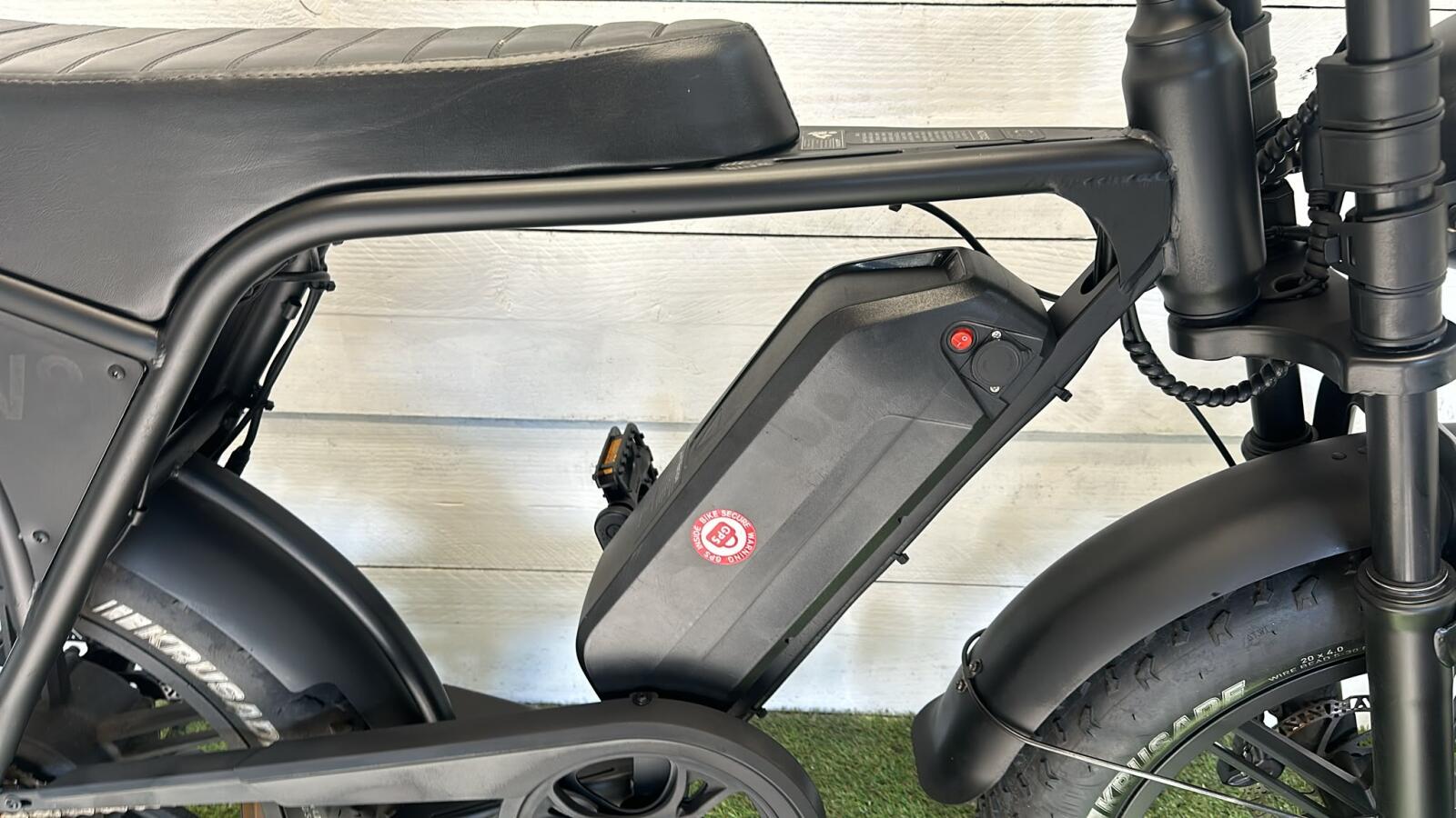 Electric city bike 720Wh, black (4)