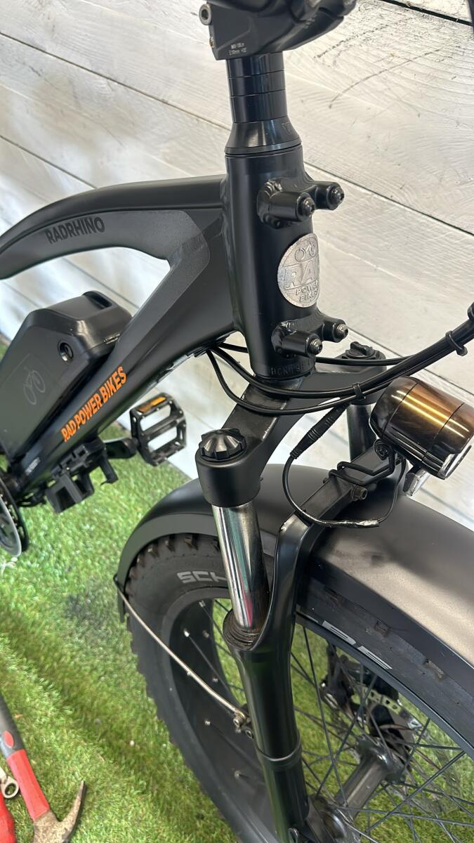Electric city bike 672Wh, black (3)