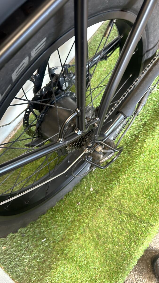 Electric city bike 672Wh, black (4)
