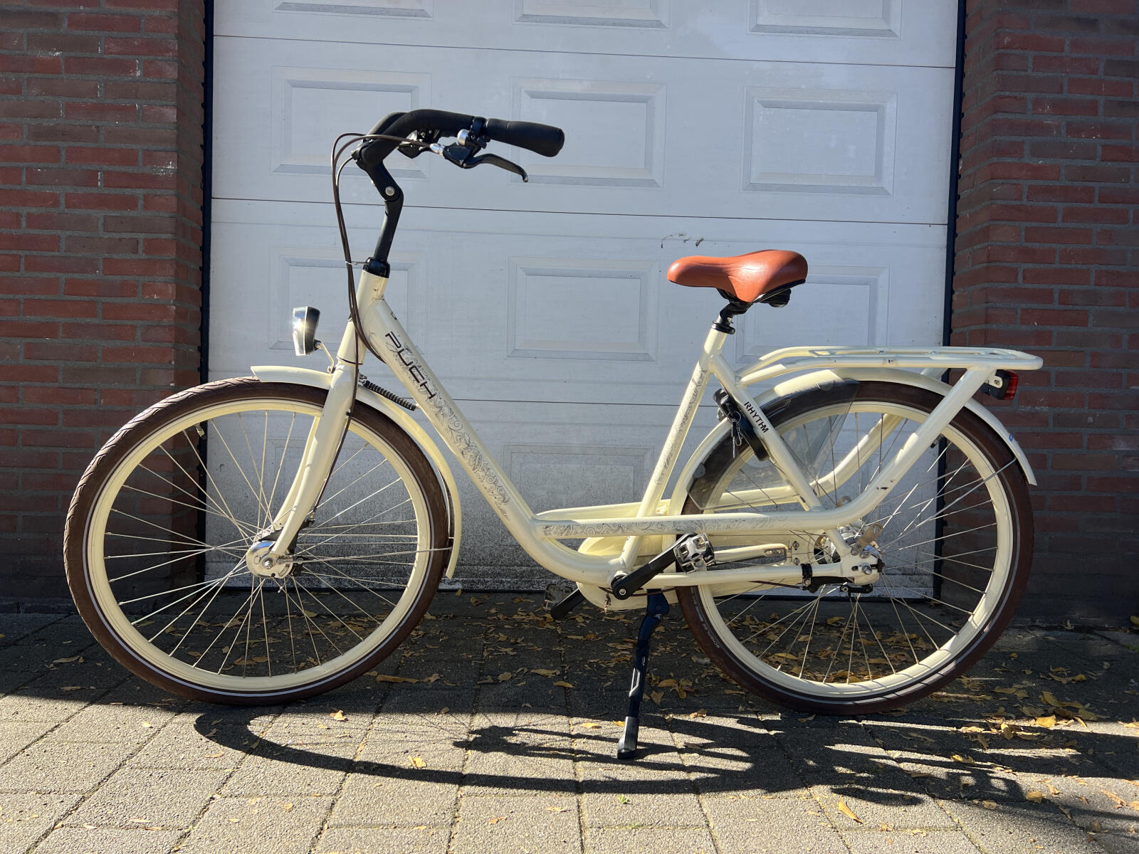 White Puch Rhythm (4)