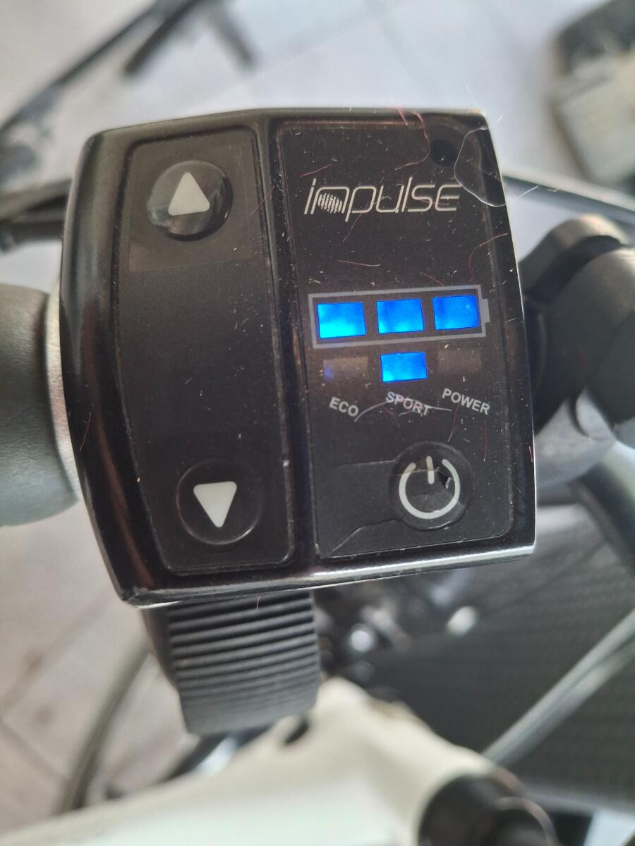 Wit Kalkhoff Agattu e-bike damesfiets in uitstekende staat (5)