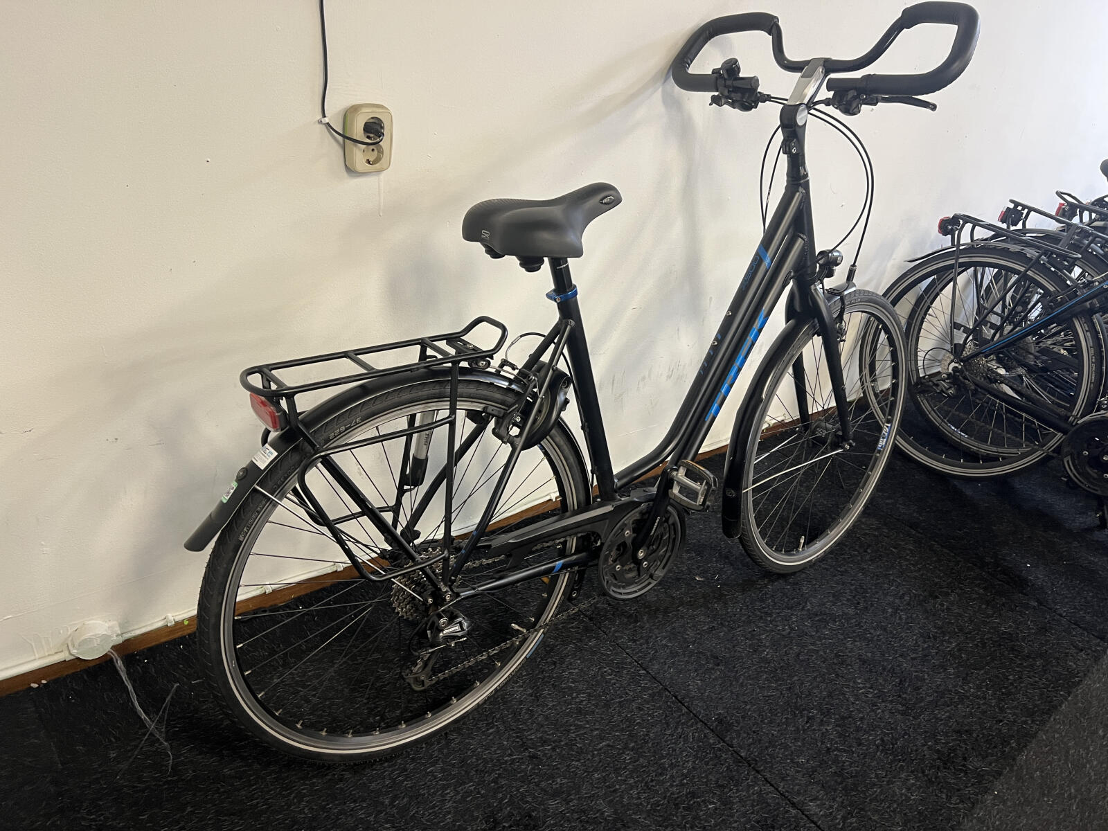 Black Trek X500 (4)