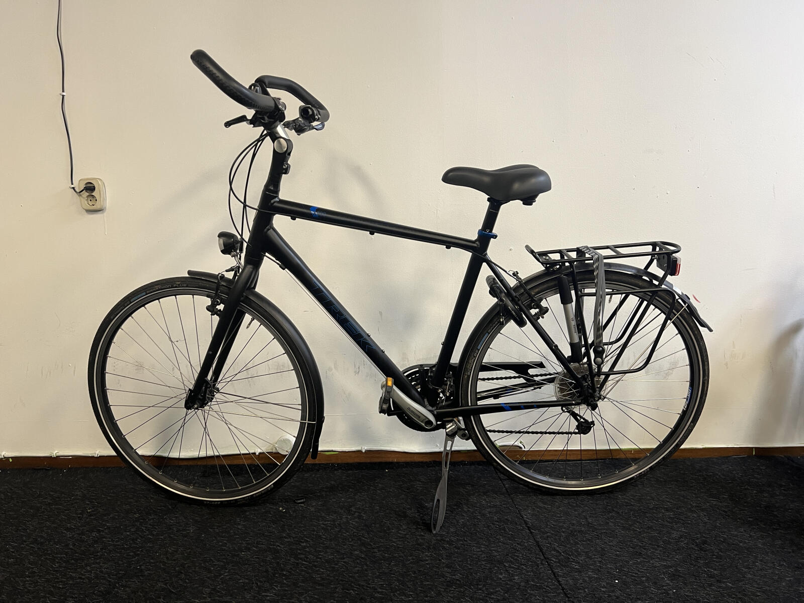 Black Trek X500 (3)