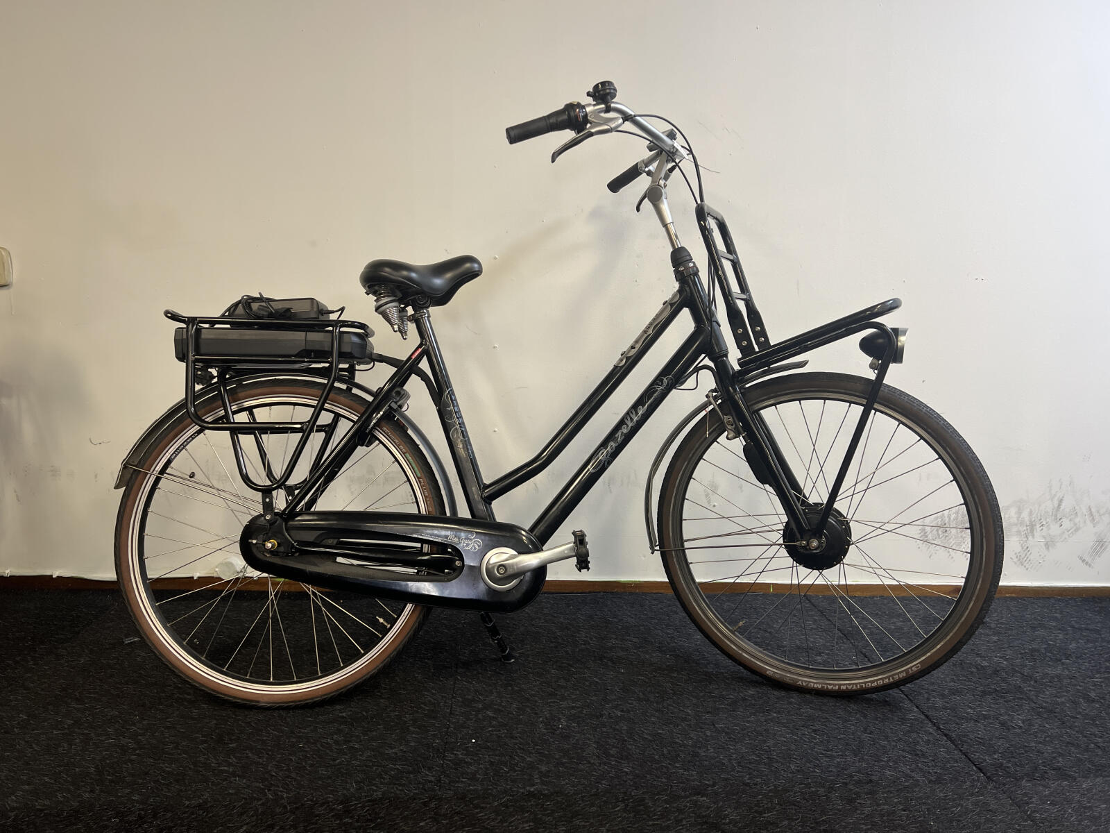Black Gazelle Miss Grace transport e-bike