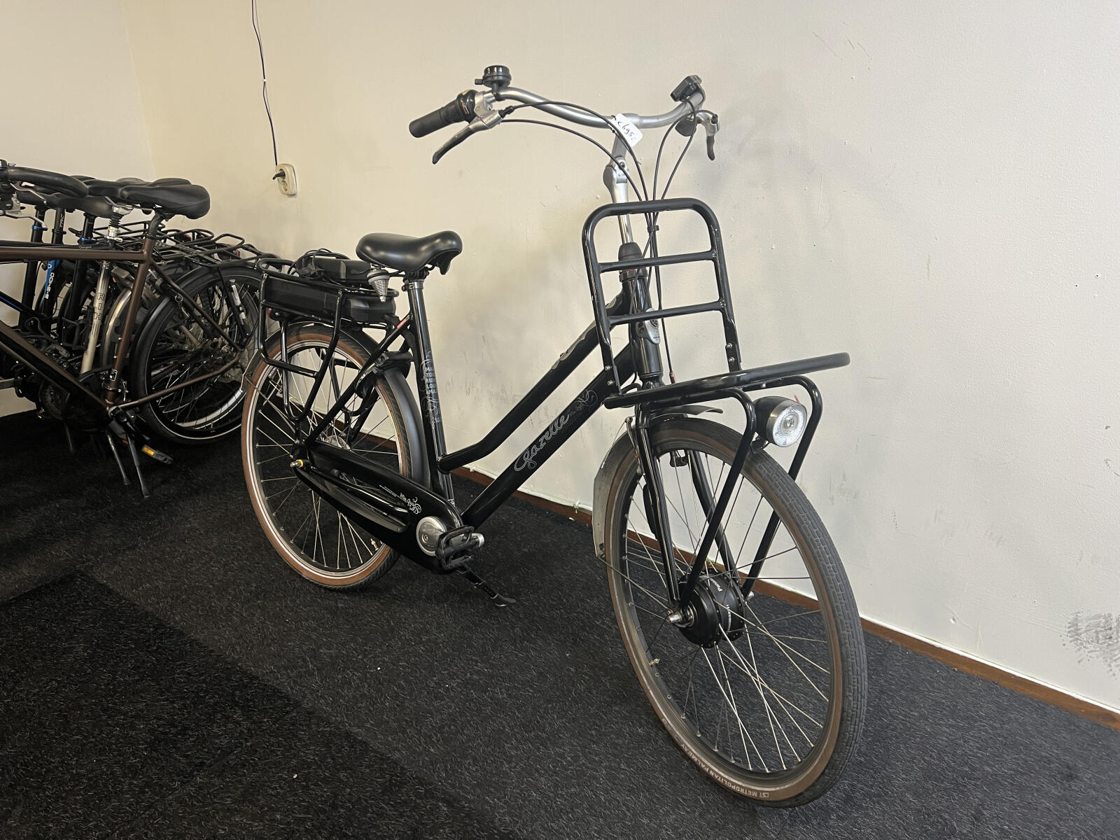 Black Gazelle Miss Grace transport e-bike (4)