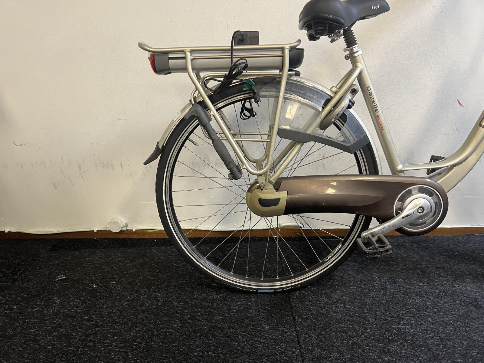 Grey Gazelle Innergy city e-bike (5)