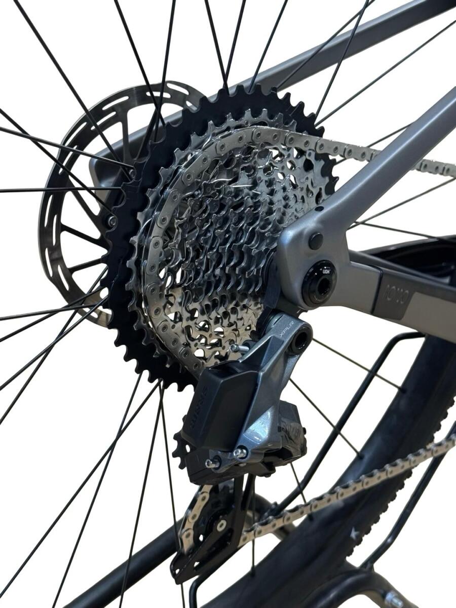 Rondo Ruut CF1 G2 Carbon Gravelbike Sram Rival AXS 2025 (4)