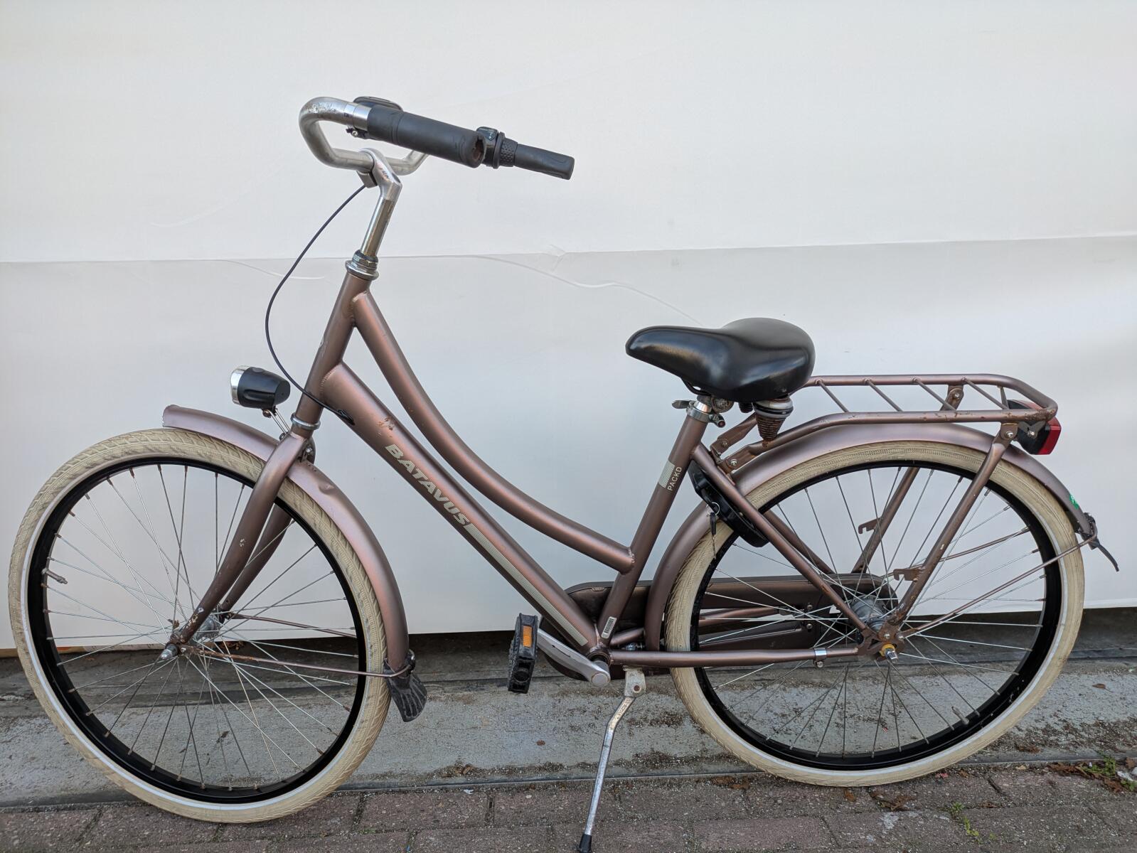 26 inch Batavus Packd met 3 versnellingen en een terugtraprem. (3)
