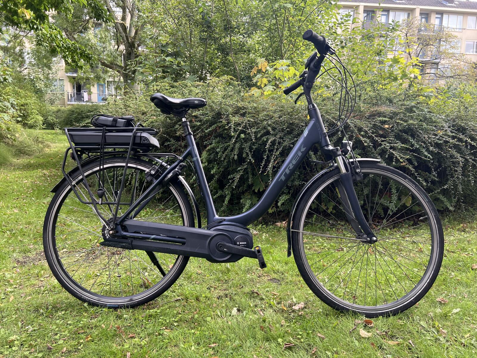 Grey/metal Trek TM 450+