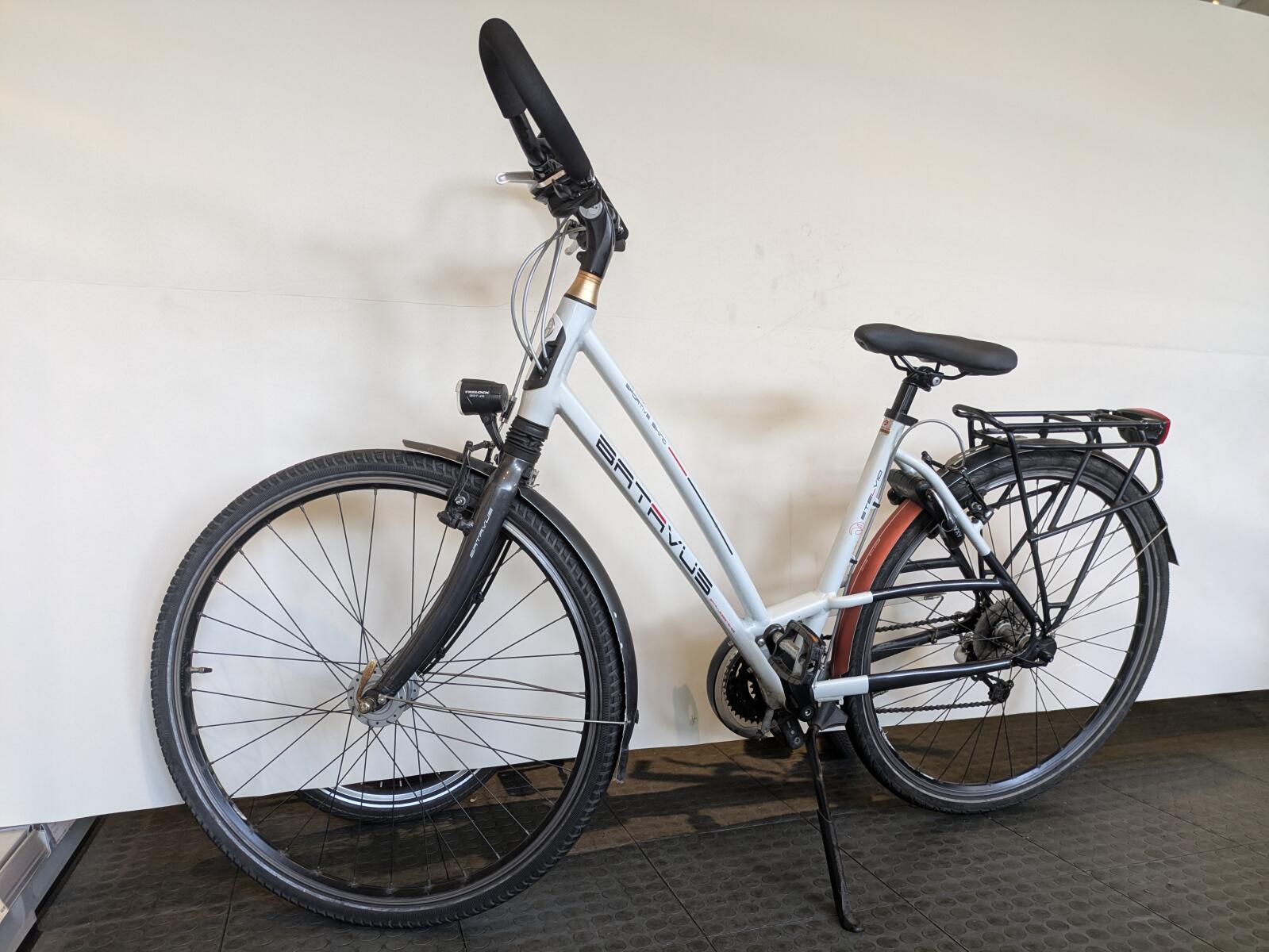28 inch Batavus Stelvio met 27 versnellingen. (4)