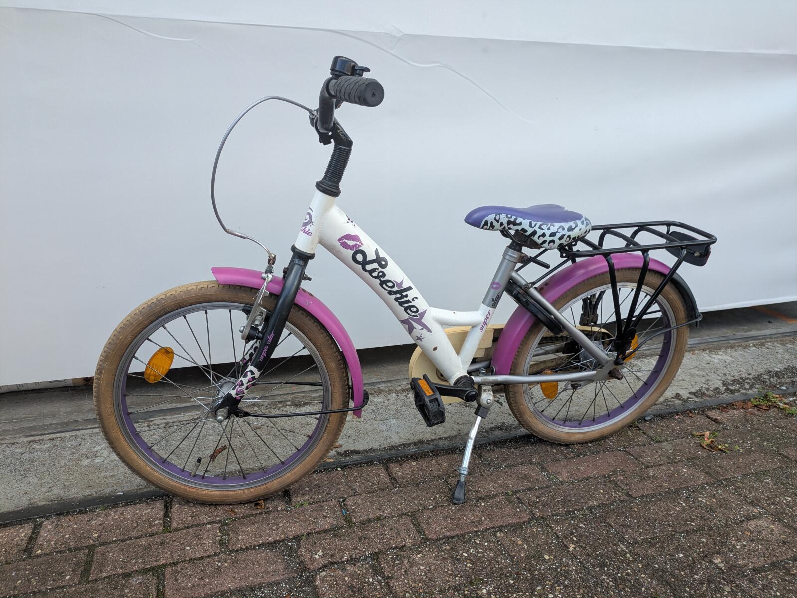 18 inch Loekie Super Star met 1 handrem en een terugtraprem. (4)