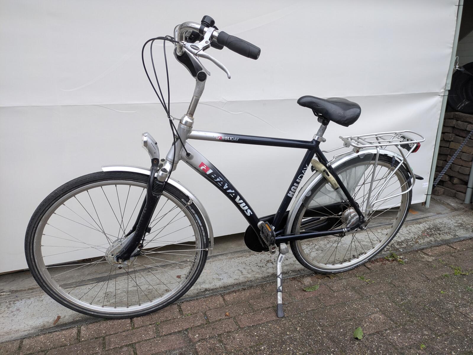 28 inch Batavus Holiday met 7 versnellingen en vering. (3)