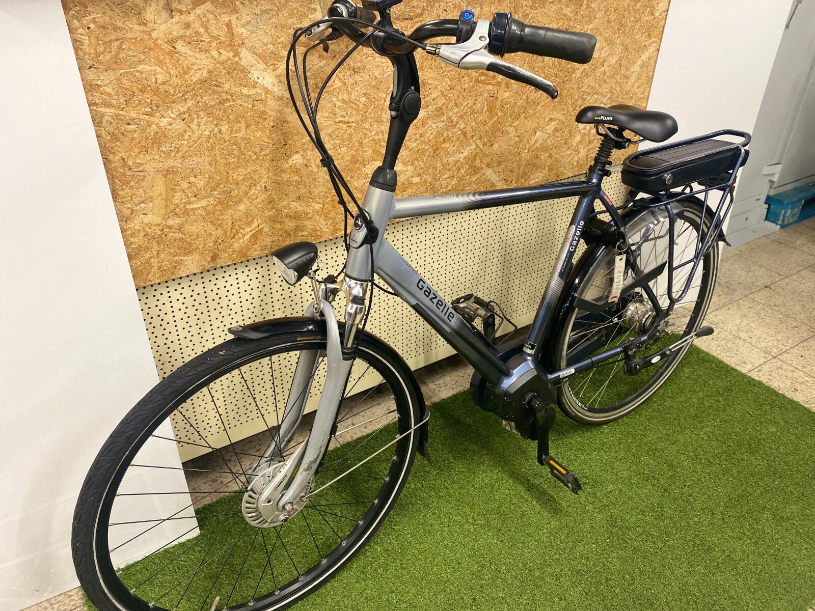 GAZELLE GRENOBLE C7 MIDDENMOTOR HERENFIETS 57 CM 7V 400WH (5)