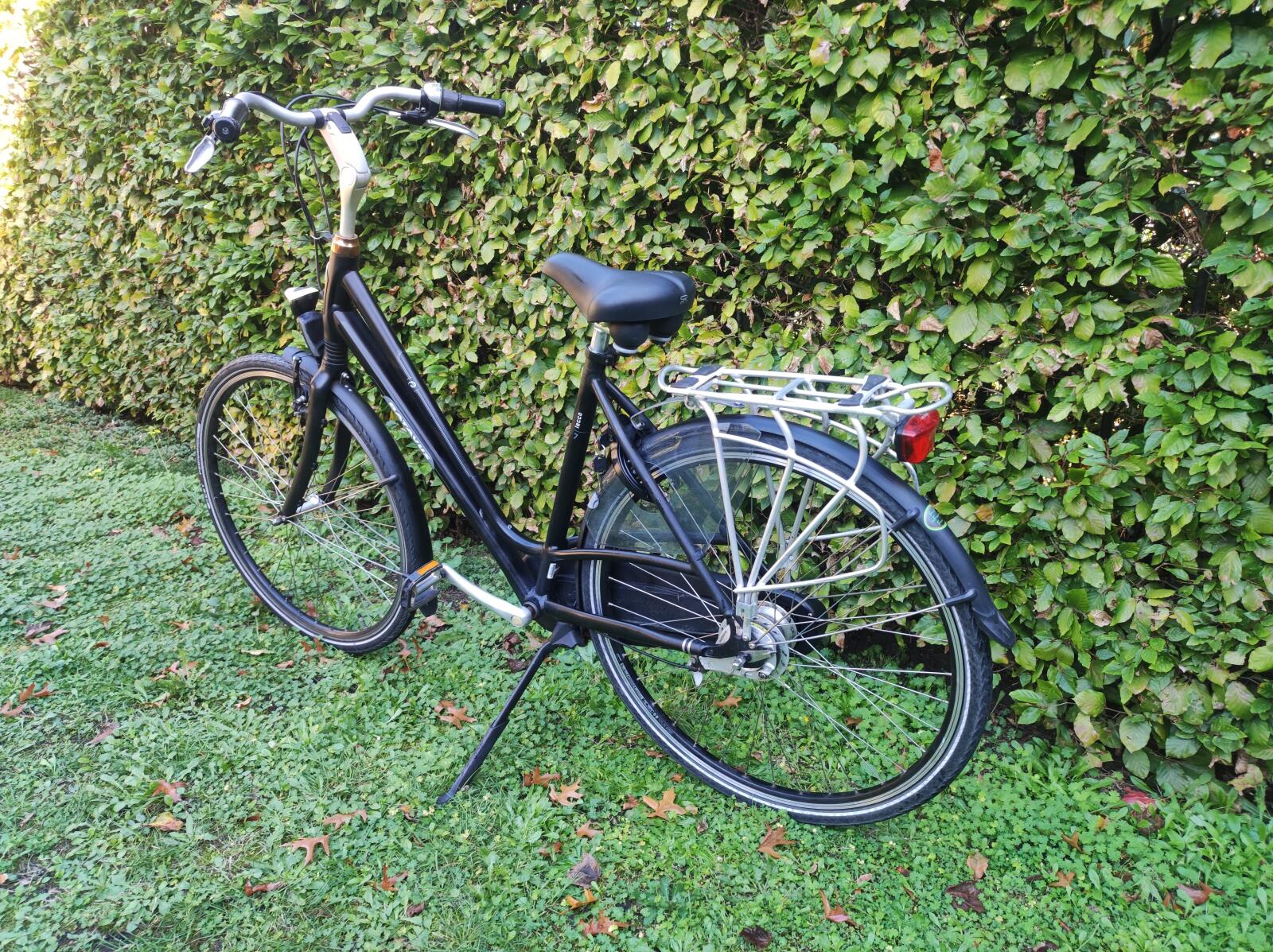 Ready for use Batavus city bike with 7 gears (5)