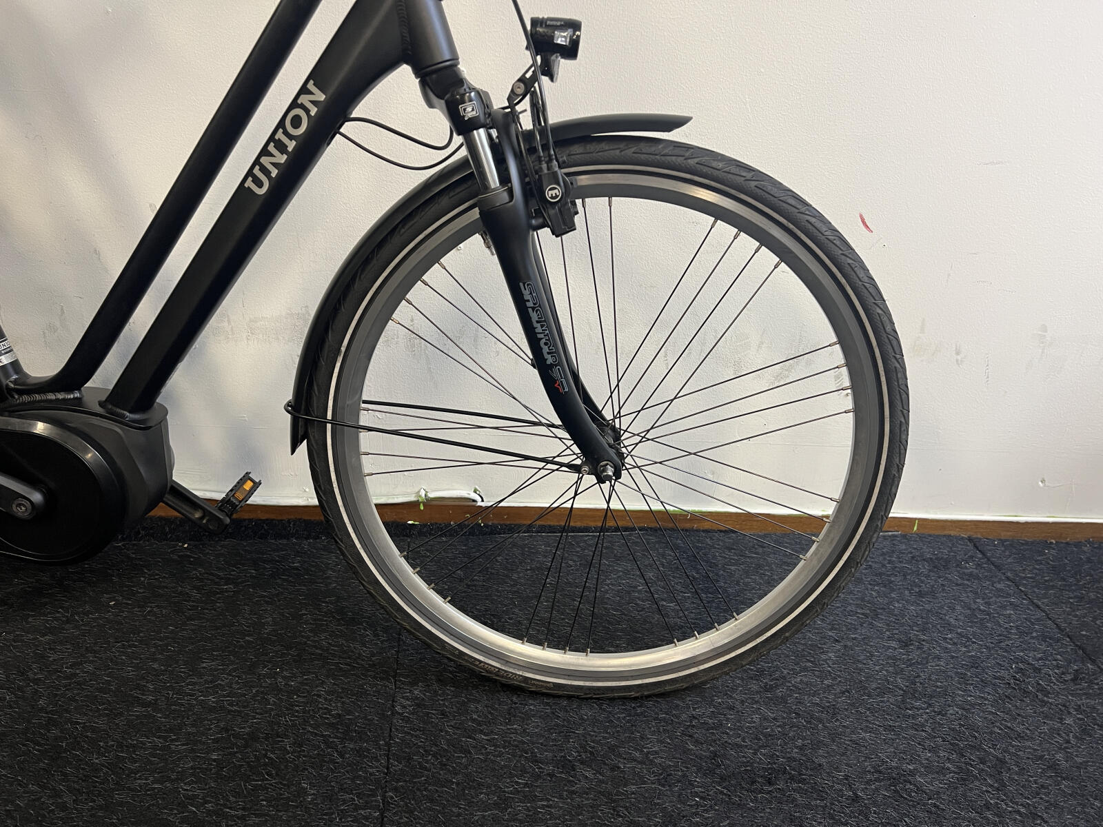 Black Union city e-bike (5)