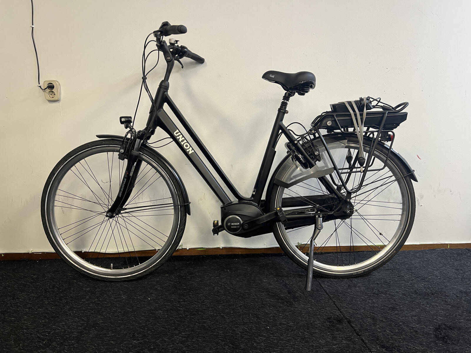Black Union city e-bike (3)