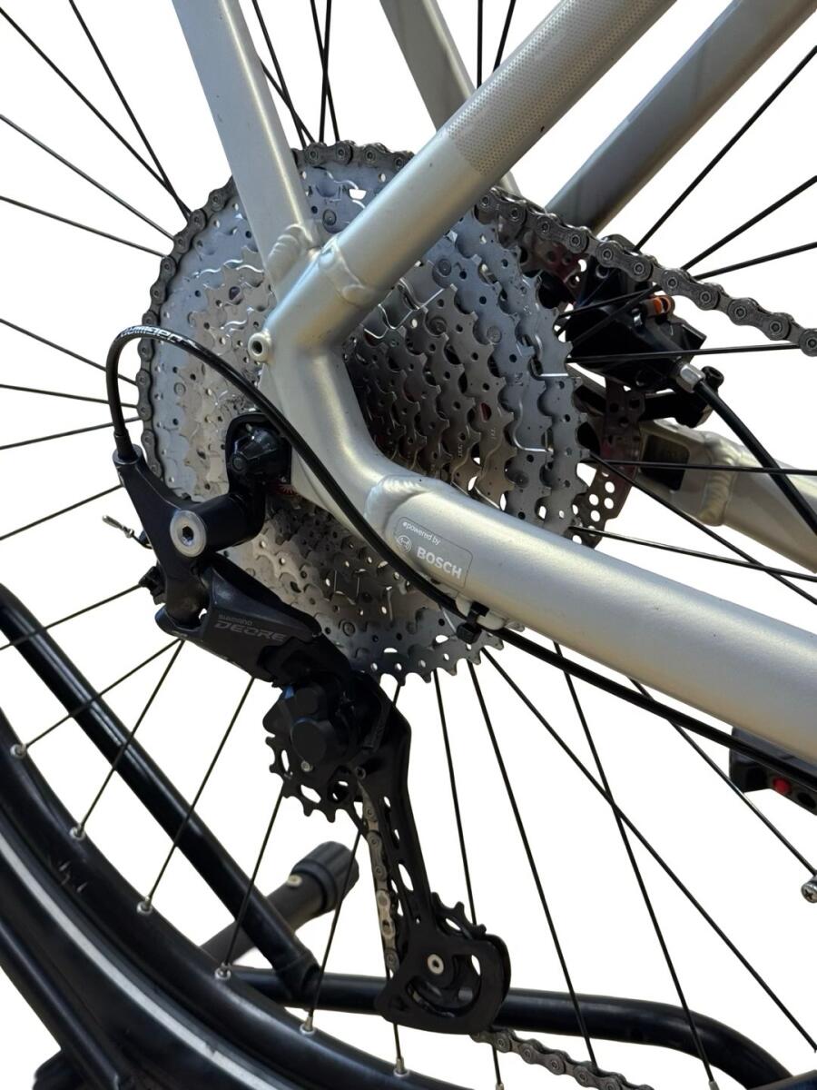 Cube Touring Hybrid Pro 625 E-Bike (4)