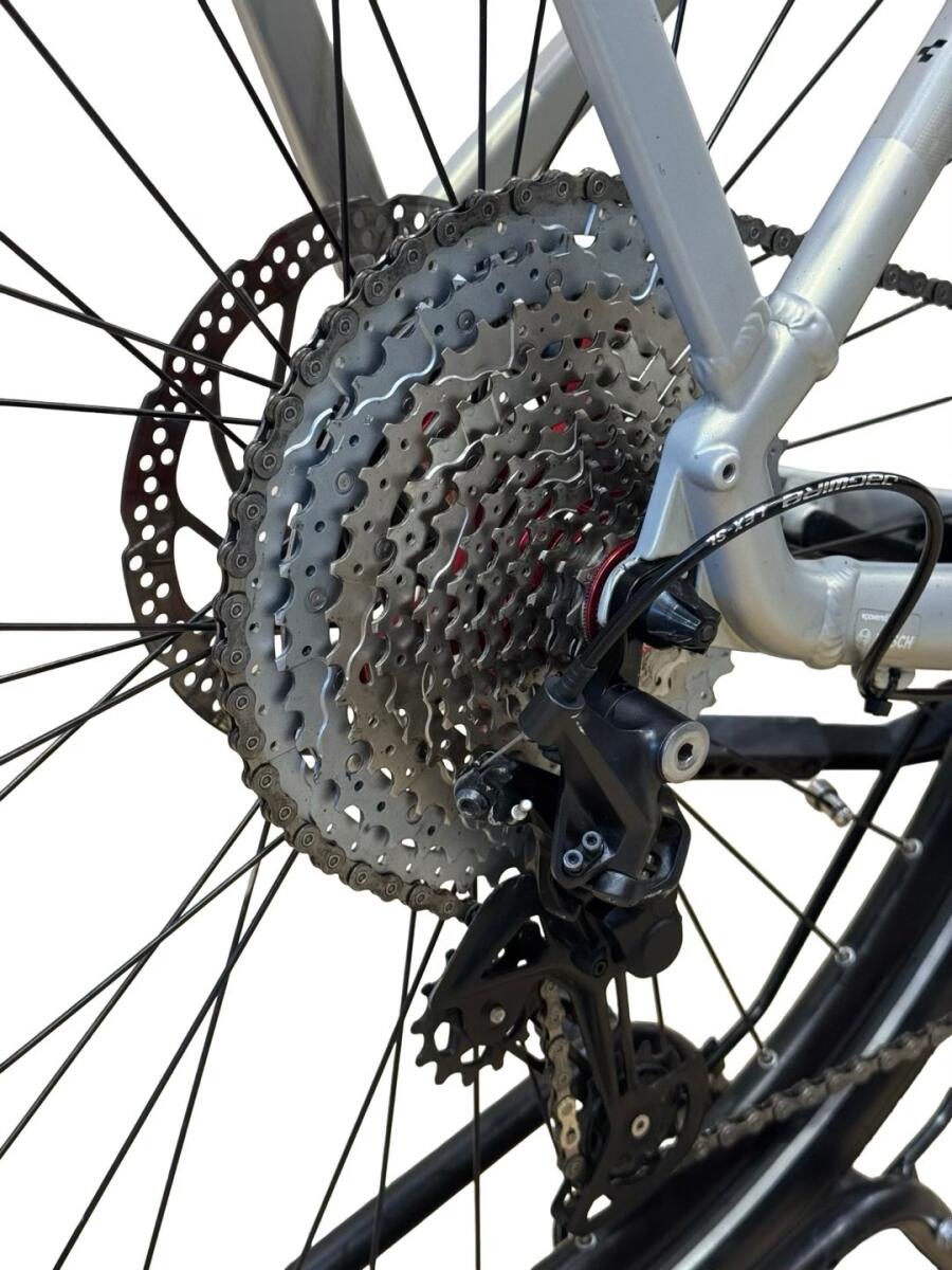 Cube Touring Hybrid Pro 625 E-Bike (5)