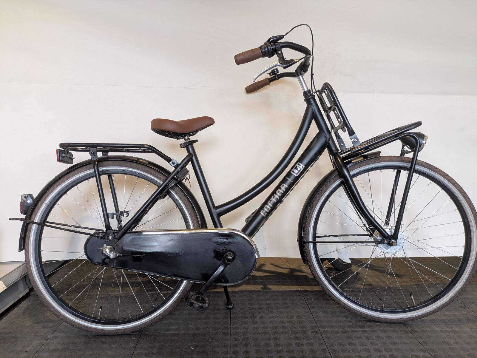 26 inch Cortina U4 Transport met 3 versnellingen.